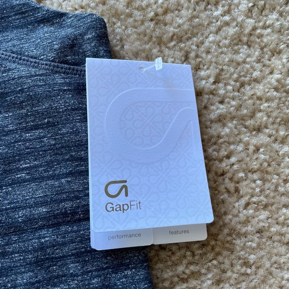 NWT Gap Fit Active Tank Top Charcoal Size XL - Picture 4 of 8